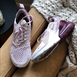 Women’s Air Max 270s - size 8.5